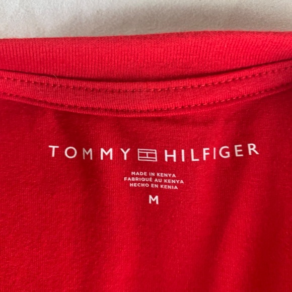Tommy Hilfiger T-Shirt Medium NWT red - Picture 3 of 7